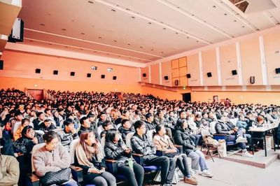 黃山手繪工廠2018寒假開學(xué)典禮 開啟數(shù)字藝術(shù)與計算機(jī)技術(shù)新篇章